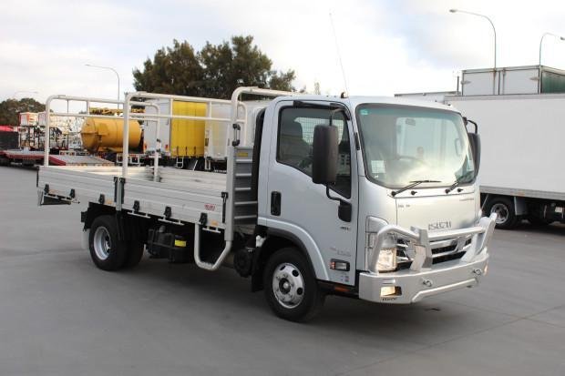 2023 Isuzu Npr 45 155
