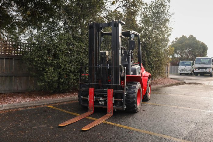 2022 Hangcha Cpcd25 2.5T 4Wd Terrain Forklift RED