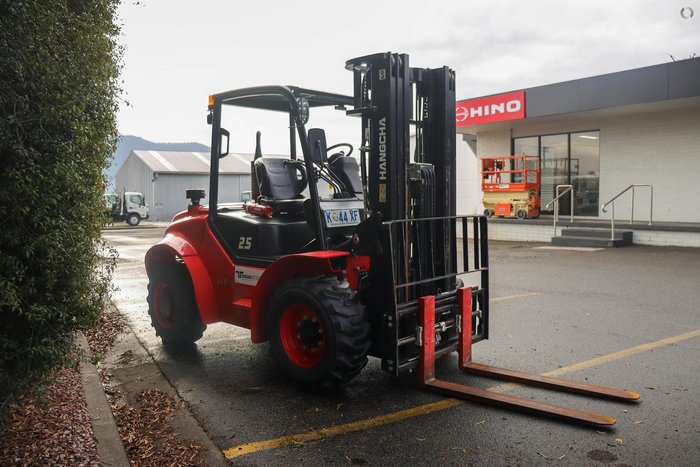 2022 Hangcha Cpcd25 2.5T 4Wd Terrain Forklift RED