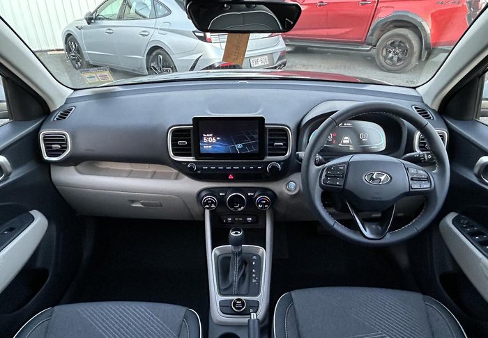 2025 Hyundai Venue Elite QX.V5 MY25 Denim Blue with Chalk White Roof
