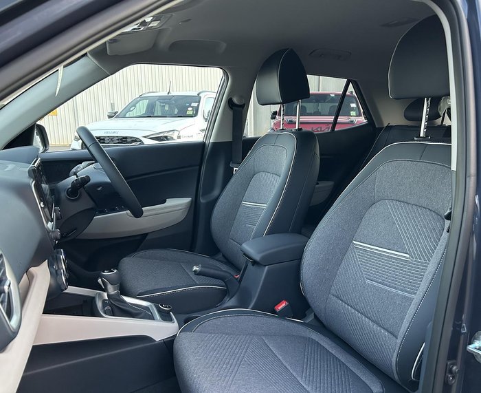 2025 Hyundai Venue Elite QX.V5 MY25 Denim Blue with Chalk White Roof