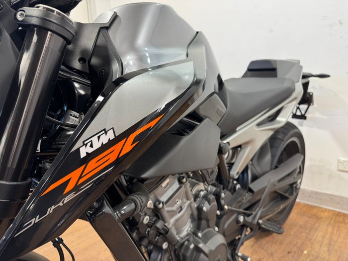 2018 Ktm 790 DUKE GREY