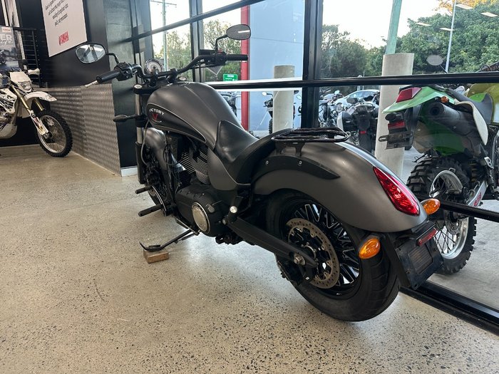 2015 VICTORY GUNNER Grey