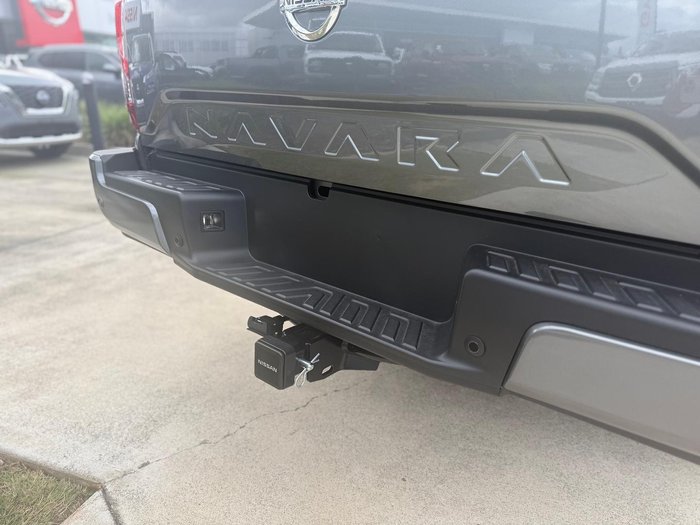 2025 Nissan Navara ST-X