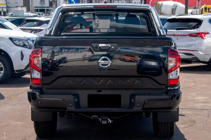 2025 Nissan Navara ST-X