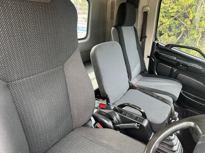 2013 Hino 500 1426 WHITE