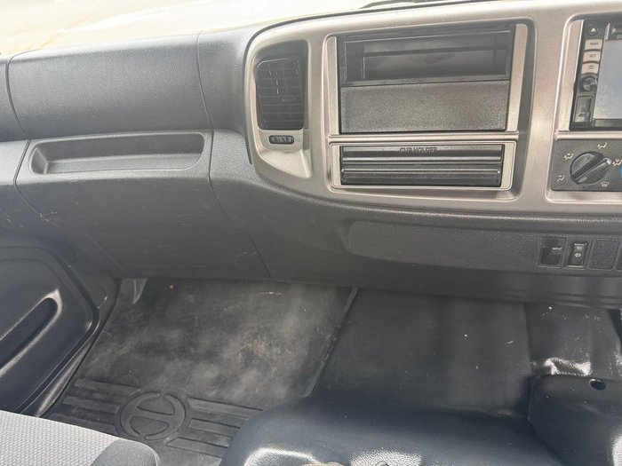 2013 Hino 500 1426 WHITE