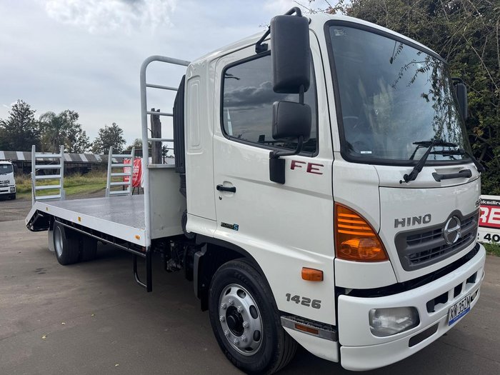 2013 Hino 500 1426 WHITE