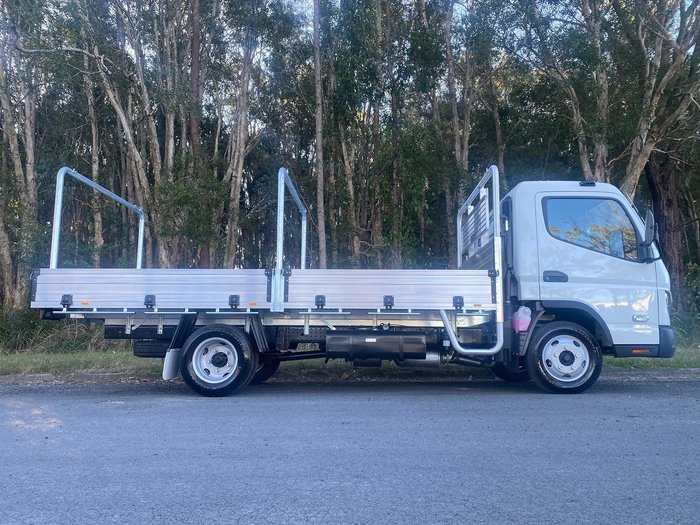 2025 Fuso Canter 515 Alloy Tray White