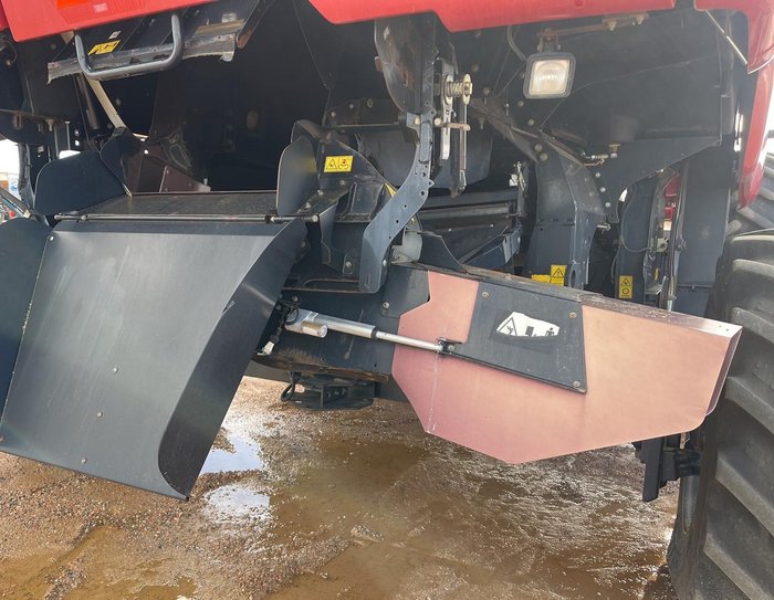 2014 CASE IH 8230 Red