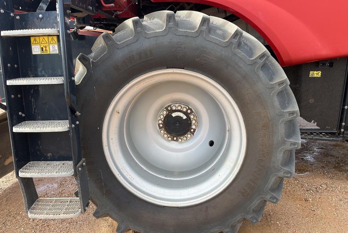 2014 CASE IH 8230 Red