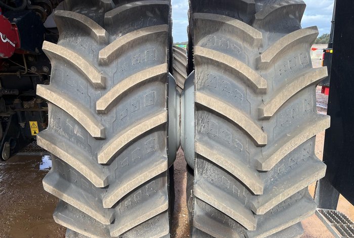 2014 CASE IH 8230 Red