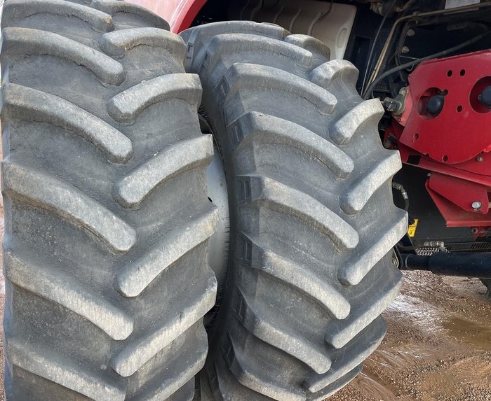 2014 CASE IH 8230 Red