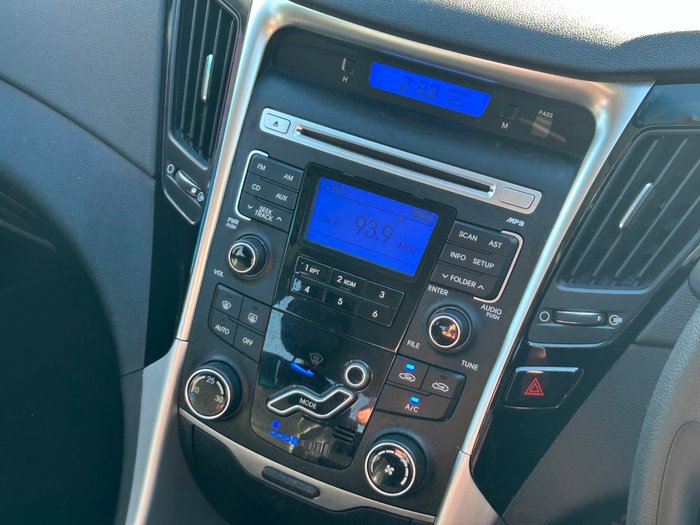 2010 Hyundai i45 Elite