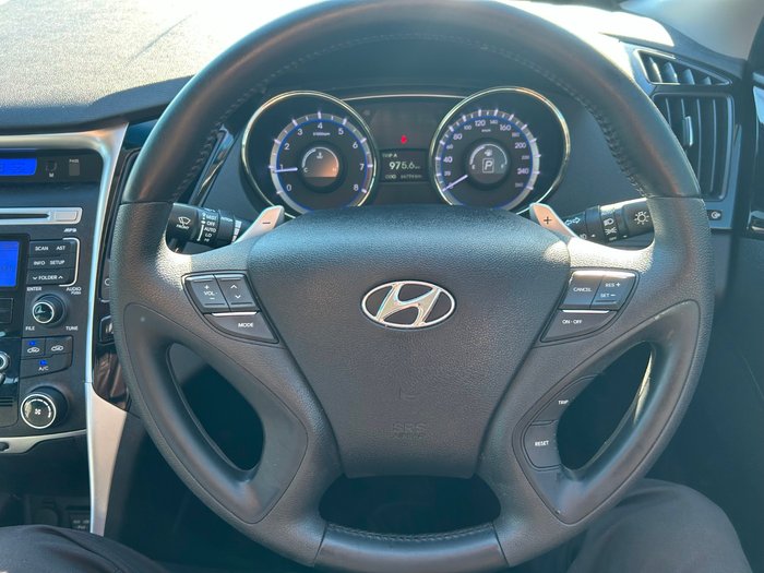 2010 Hyundai i45 Elite