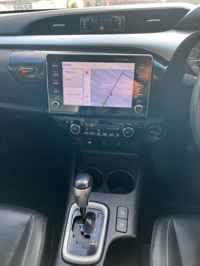 2021 Toyota Hilux SR5