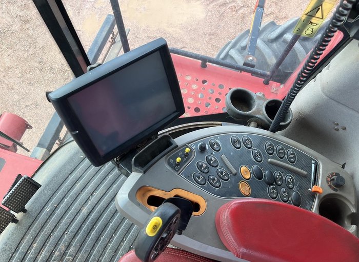 2013 CASE IH 8230 Red