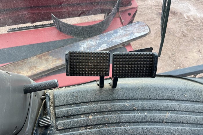 2013 CASE IH 8230 Red