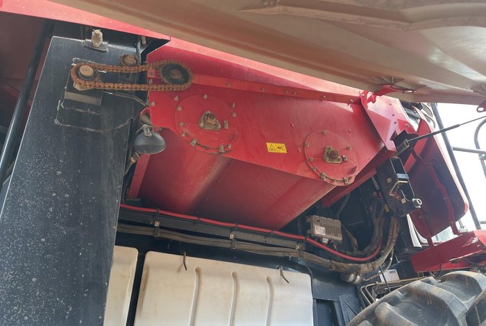 2013 CASE IH 8230 Red