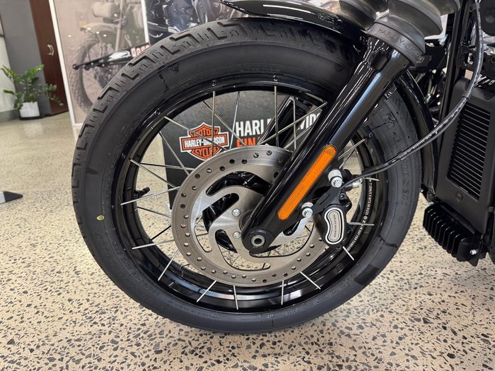 2025 Harley-Davidson Street Bob 117 (FXBB) Softail Black