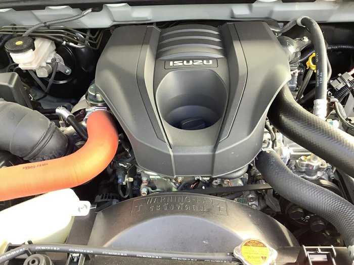 2021 Isuzu MU-X LS-T