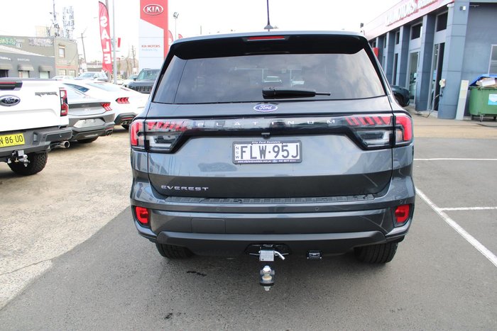2024 Ford Everest Platinum