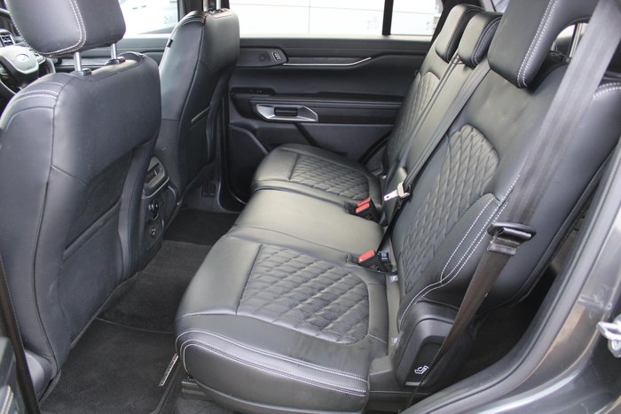 2024 Ford Everest Platinum