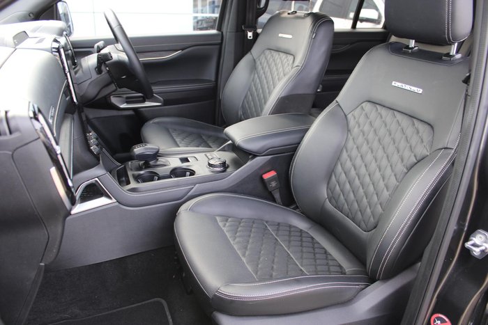 2024 Ford Everest Platinum