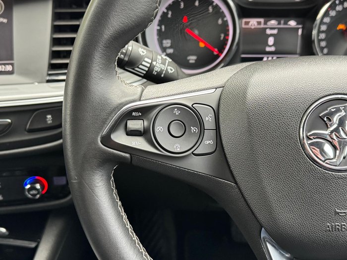 2020 Holden Commodore LT