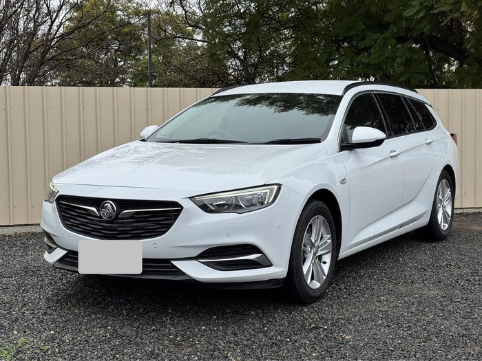 2020 Holden Commodore LT
