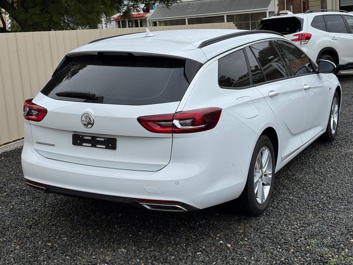 2020 Holden Commodore LT