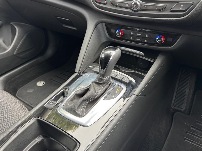 2020 Holden Commodore LT