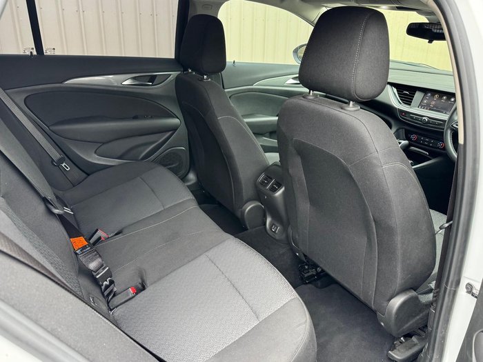 2020 Holden Commodore LT
