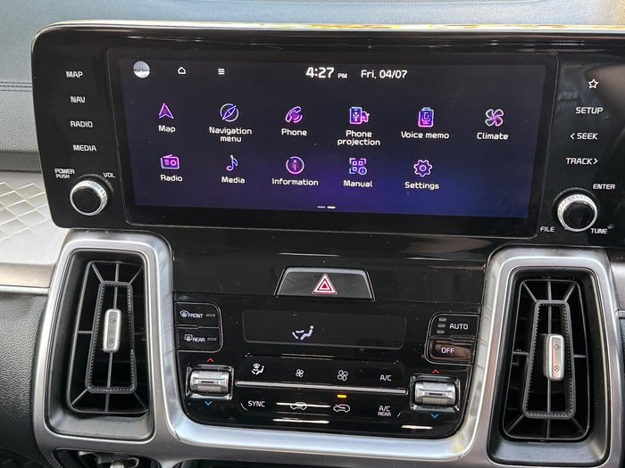 2022 Kia Sorento Sport