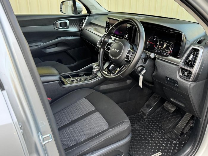 2022 Kia Sorento Sport