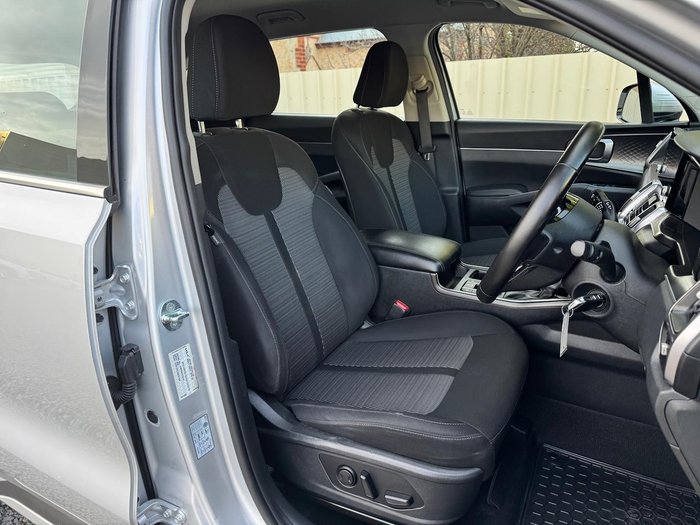 2022 Kia Sorento Sport
