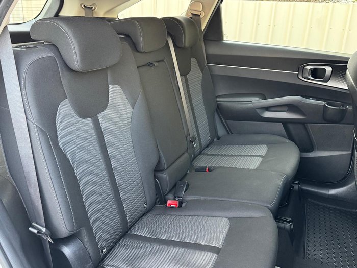 2022 Kia Sorento Sport