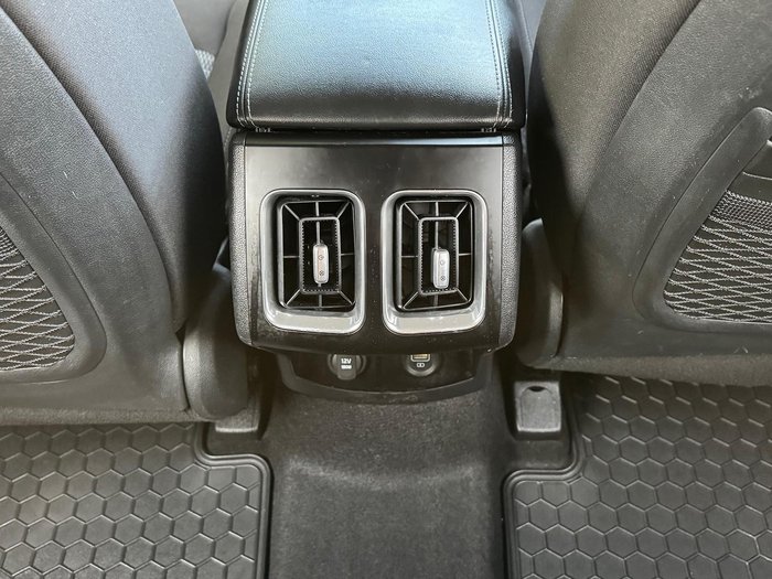 2022 Kia Sorento Sport