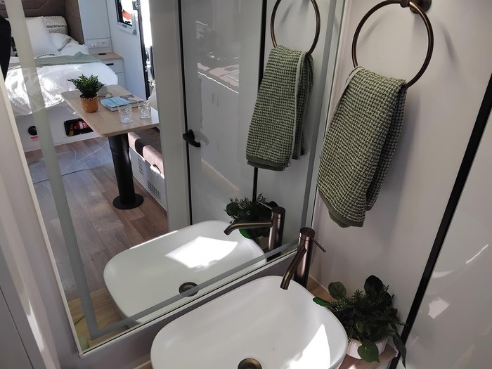 2025 Gold Class Caravans Lc16c Couple Semi Off Road Full Ensuite