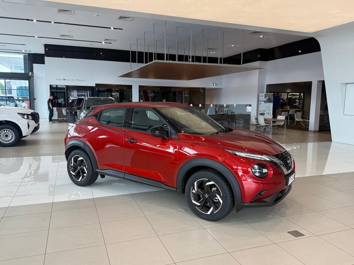 2024 Nissan JUKE ST+