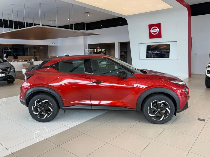 2024 Nissan JUKE ST+