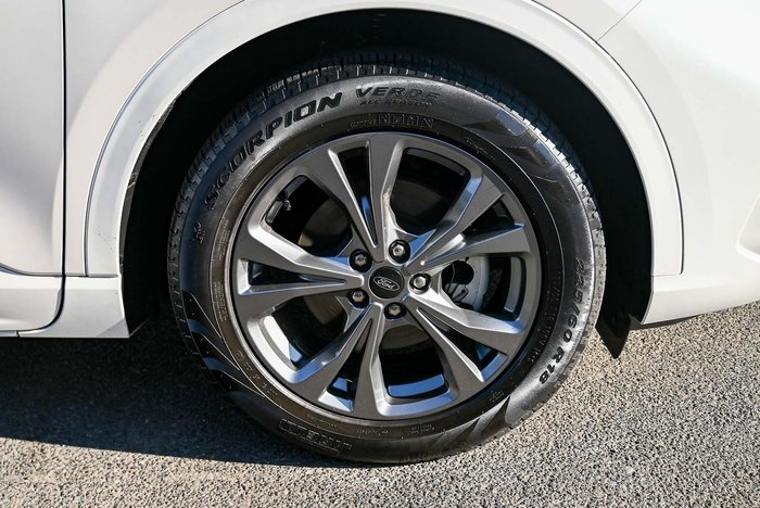 2021 Ford Escape ST-Line