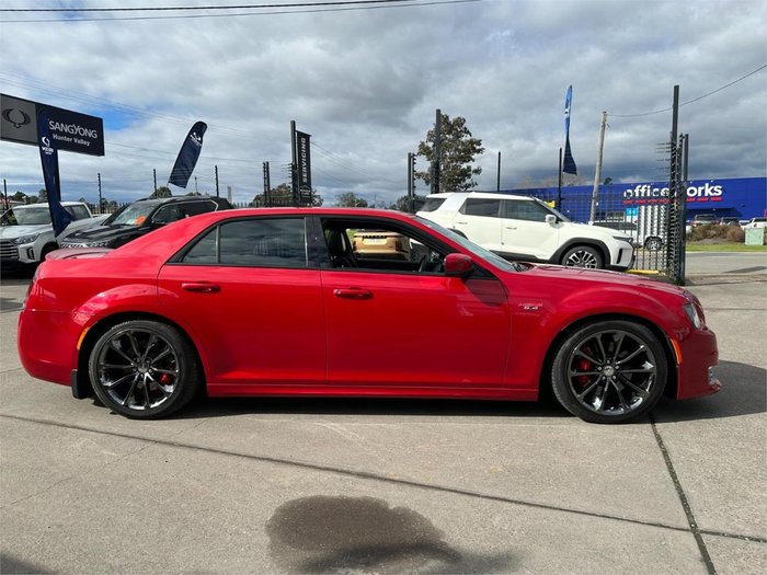 2016 Chrysler 300 SRT Hyperblack