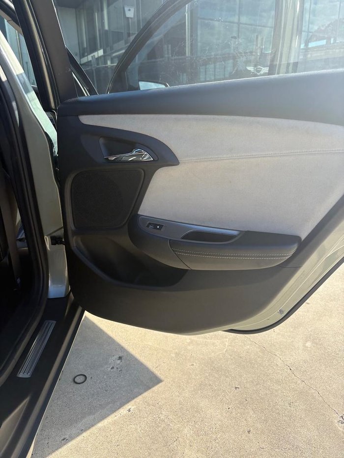 2014 Holden Calais V