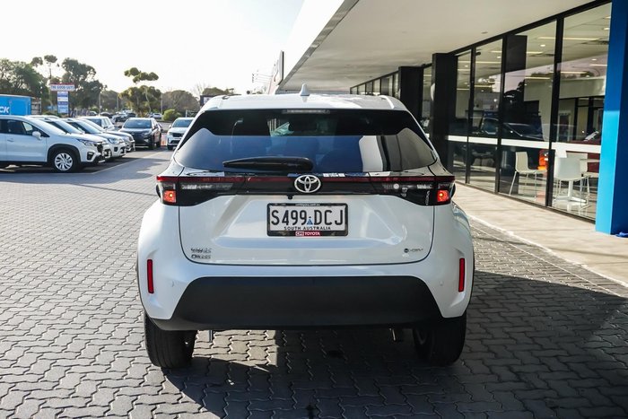 2024 Toyota Yaris Cross GX