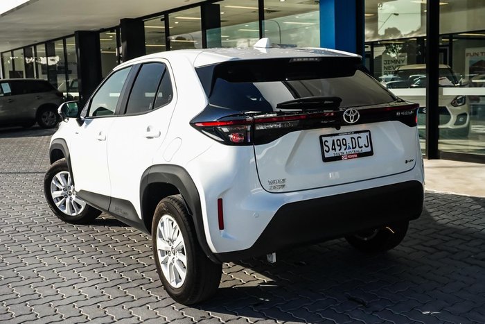 2024 Toyota Yaris Cross GX