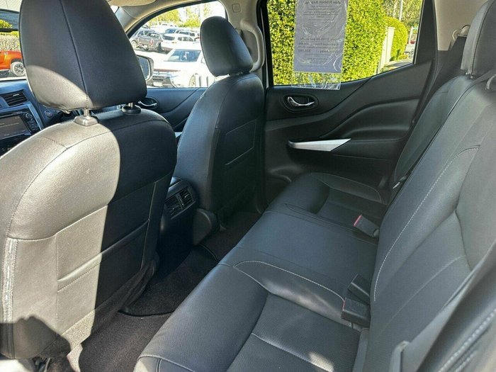 2017 Nissan Navara ST-X