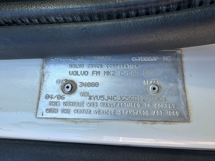 2006 Volvo Fm9