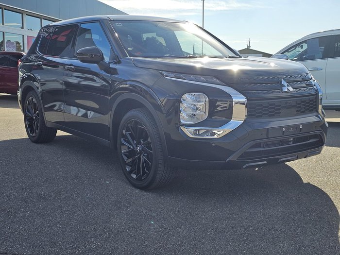 2024 Mitsubishi Outlander Black Edition