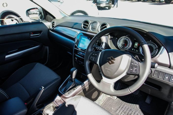 2024 Suzuki Vitara 2WD